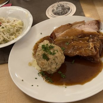 Bräustüberl Schönram - Schweinebraten - German Near Me - Petting, BY