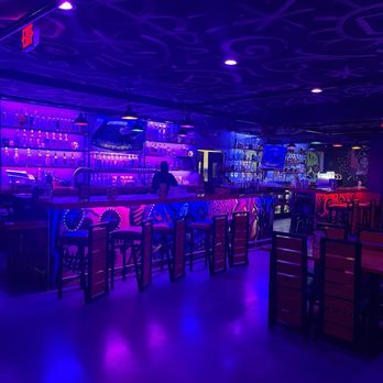 Kalaveras - Bar area - Breakfast & Brunch Near Me - Whittier, California