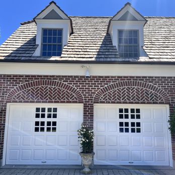 R&A Renovations - Exterior Trim Painting - Painters Near Me - Bridgeport, Connecticut R&A Renovations - Exterior Trim Painting - Painters Near Me - Bridgeport, Connecticut