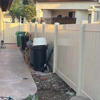 Ergeon - Shared fence - Fences & Gates Near Me - San Diego, California Ergeon - Shared fence - Fences & Gates Near Me - San Diego, California