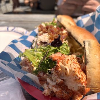 Food For Thought - Lobster Roll Trio - Gastropubs Near Me - Cape Neddick , Maine