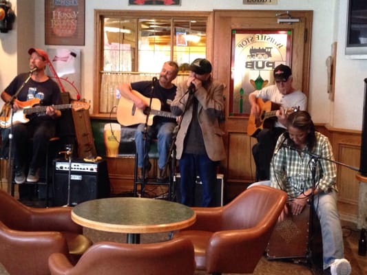 Whistle Stop Pub by null