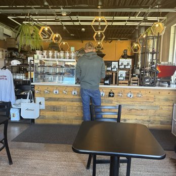 Alvarium Roasting Company - Coffee Roasteries Near Me - New Britain, Connecticut Alvarium Roasting Company - Coffee Roasteries Near Me - New Britain, Connecticut