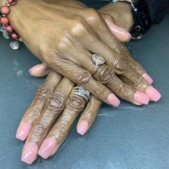 Diamonds & Digits Nail Studio - Nail Salons Near Me - West Point, Georgia