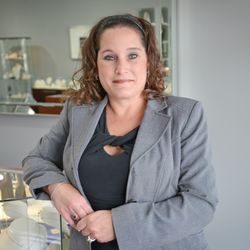 Jewelry Gallery - Lori our Westfield store manager!