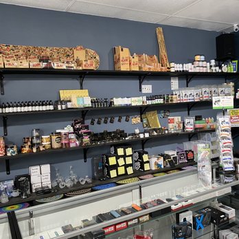 High Roller Smoke & Vape - allll the accessories - Head Shops Near Me - Lakewood, Colorado High Roller Smoke & Vape - allll the accessories - Head Shops Near Me - Lakewood, Colorado