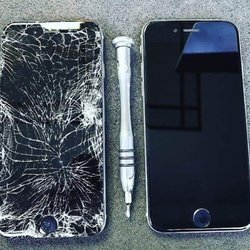 Simon Hardesty - Broken iPhone
