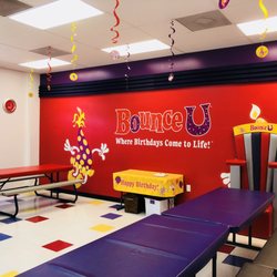 BounceU Saint Louis - Party Rooms