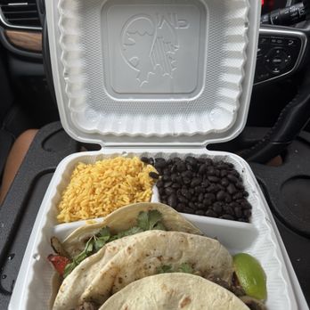 Sin & Grin - Steak attack tacos with black beans & saffron rice $16 (instagram: @issa.cheatday) - Tacos Near Me - Gaithersburg, Maryland