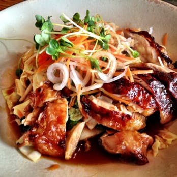 nooba - Noodle dish of the day with teriyaki chicken and veggies - Asian Fusion Near Me - Zürich, ZH