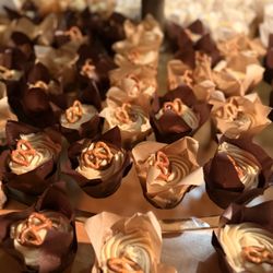 Sunflower Chef Catering - Salted chocolate caramel cupcakes