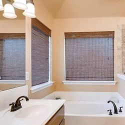 Bloomin' Blinds of South Fort Worth - Natural Roman Shade