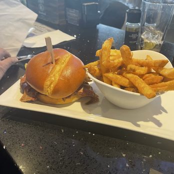 Black Label Tavern - Smoked Brisket Sandwich - Bars Near Me - Livonia, Michigan