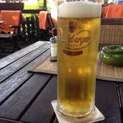 La Strada - Bier vom Fass: Radeberger oder Krombacher.