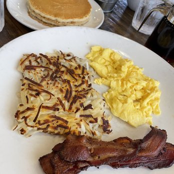B&B Cafe - Classic - Breakfast & Brunch Near Me - McKinney, Texas