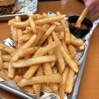 Overruled Smash Kitchen - Beef tallow fries - Hot Dogs Near Me - Jacksonville, North Carolina Overruled Smash Kitchen - Beef tallow fries - Hot Dogs Near Me - Jacksonville, North Carolina