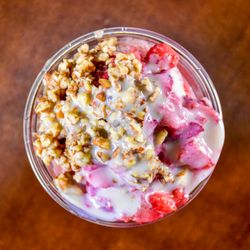 Raspados El Paraiso - Rasapdo de Nuez y Fresa