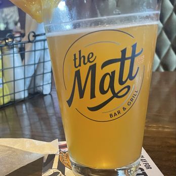 The Matt Bar And Grill - Blue Moon on tap - American Near Me - Omaha, Nebraska