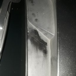 Damage by replaced windshield