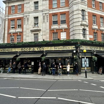 Hoop & Toy - Pubs Near Me - London, XGL