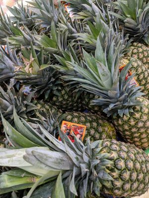 Hung Vuong Supermarket by null