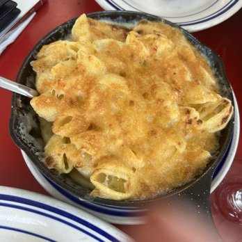 Duke's Grocery - Truffle Mac and Cheese - Pubs Near Me - Washington, DC, District of Columbia Duke's Grocery - Truffle Mac and Cheese - Pubs Near Me - Washington, DC, District of Columbia