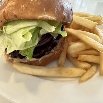 Jongewaard's Bake n Broil - Hamburger - American Near Me - Long Beach, California