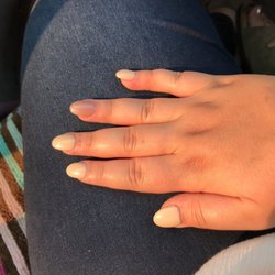 Rosy Nails - Do you see how thick the polish is?