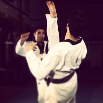 Authentic Taekwondo and Kickboxing - Learn from champions, Olympians and some of the best in the world. - Kickboxing Near Me - Markham, Ontario