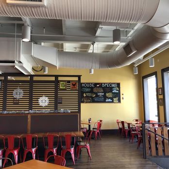Ruby Slipper Uptown - Seating - Cafes Near Me - New Orleans, Louisiana