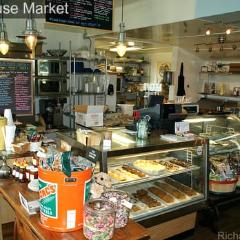 Bleu House - kitchen and display cases - Sandwiches Near Me - Norcross, Georgia