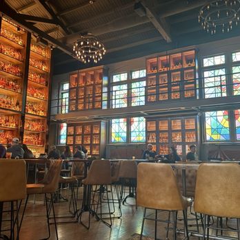 The Last Refuge - Restaurants Near Me - Louisville, Kentucky