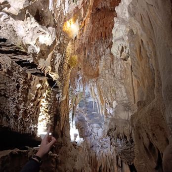 Crystal Grottoes Caverns - Hiking Near Me - Boonsboro, Maryland Crystal Grottoes Caverns - Hiking Near Me - Boonsboro, Maryland