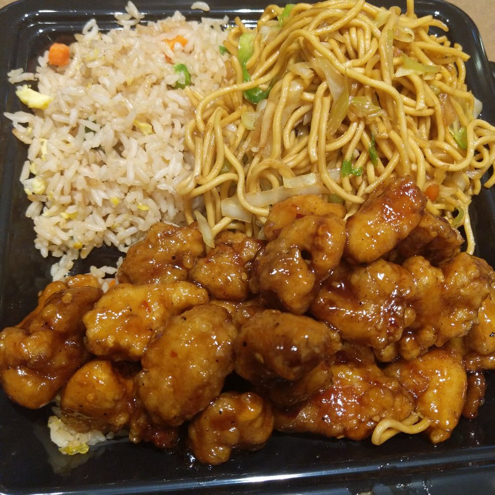 Panda Express - Orange chicken with half friend rice half chow main. - Fast Food Near Me - Bellevue, Washington Panda Express - Orange chicken with half friend rice half chow main. - Fast Food Near Me - Bellevue, Washington