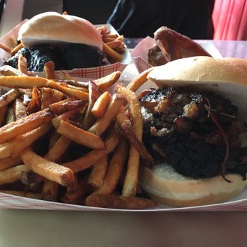 Oak Hill Barbeque - Barbeque Near Me - Sunbury, Ohio