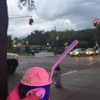 Peterbrooke Chocolatier Winter Park - Limoncello Gelato - Chocolatiers & Shops Near Me - Winter Park, Florida
