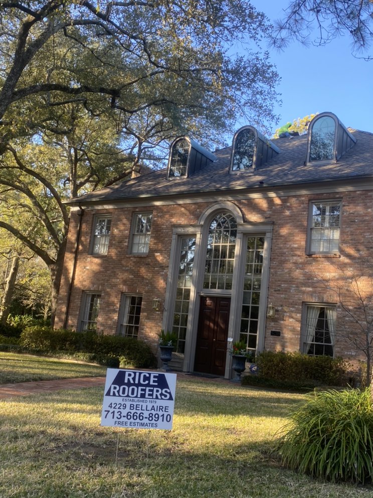 Slide of Coale Roofing