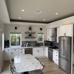 Kitchen/Dining Kitchen/Dining