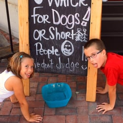 Nona's Downtown Market - Didn't eat here but sign was funny.