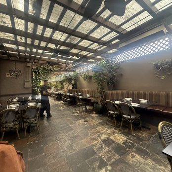 Shiraz - Middle Eastern Near Me - Glendale, California