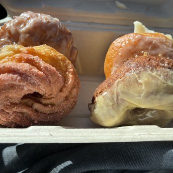 9th & Hennepin - Donuts Near Me - Seattle, Washington