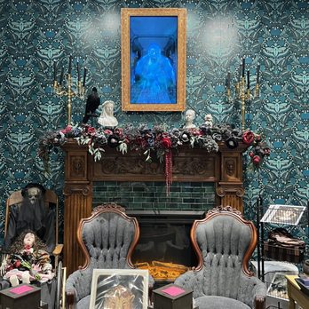 Sisters Grimm Ghost Tours - Historical Tours Near Me - San Antonio, Texas Sisters Grimm Ghost Tours - Historical Tours Near Me - San Antonio, Texas