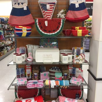 T J Maxx - Department Stores Near Me - Buffalo, New York