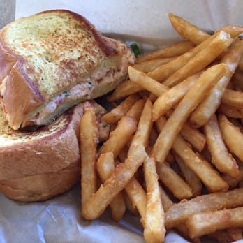 FISH DISTRICT - Scallop and shrimp melt is amazing, and I might order it every time I come in - Seafood Near Me - San Diego, California FISH DISTRICT - Scallop and shrimp melt is amazing, and I might order it every time I come in - Seafood Near Me - San Diego, California