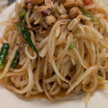 Phnom Penh Restaurant - Papaya salad - Cambodian Near Me - Lowell, Massachusetts Phnom Penh Restaurant - Papaya salad - Cambodian Near Me - Lowell, Massachusetts