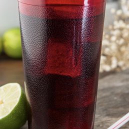 Ugh.. hot tea in plastic cups!
