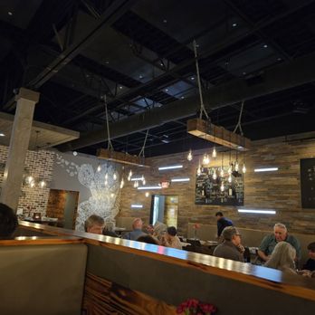 Pazzo Italiano - Interior of restaurant - Pizza Near Me - Destin, Florida