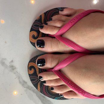 Luxe Nail - Gel pedicure - ocean black color 055 - Nail Salons Near Me - Tucson, Arizona