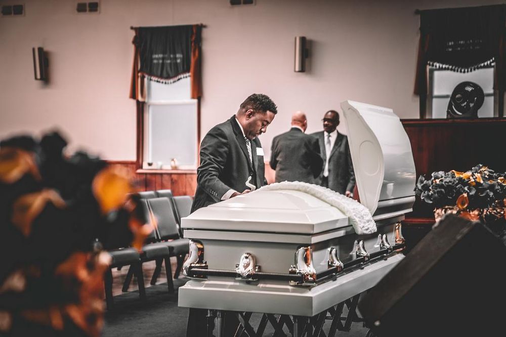 PLUMMER FUNERAL HOME Updated September 2024 11 Photos 4024