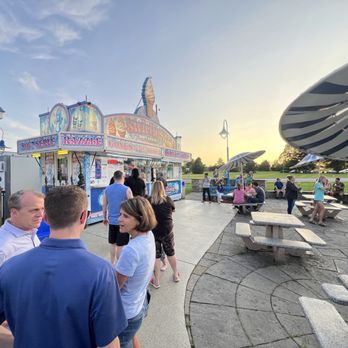 Swirlie's Soft Serve Manassas - Ice Cream & Frozen Yogurt Near Me - Manassas, Virginia